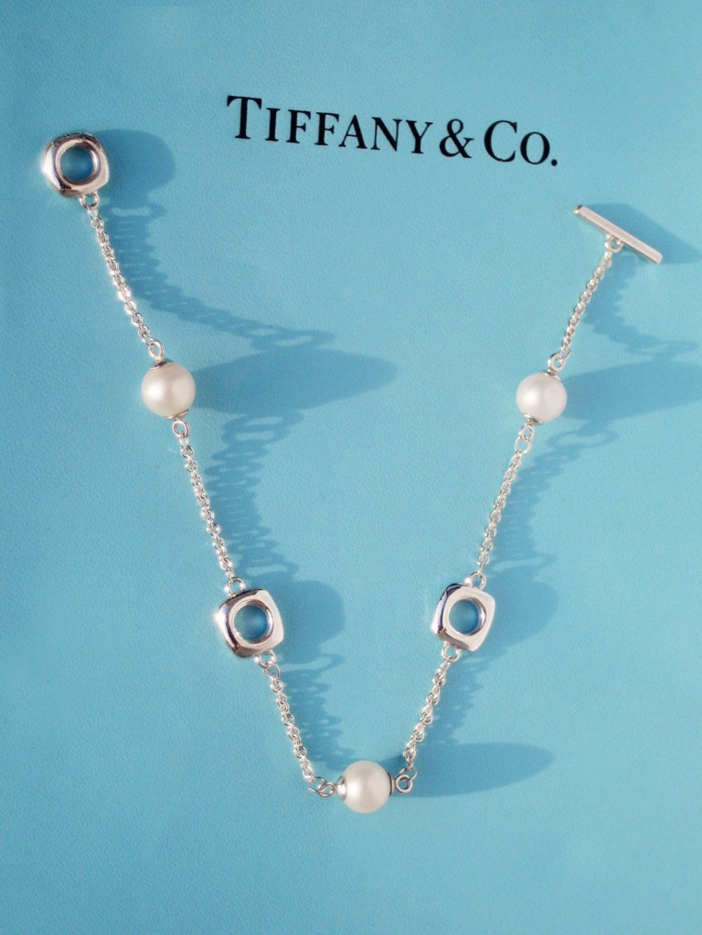 Tiffany & Co. Sterling Silver Square Cushion Pearl Chain Link Toggle Bracelet